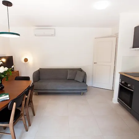 Aitama Holiday home *