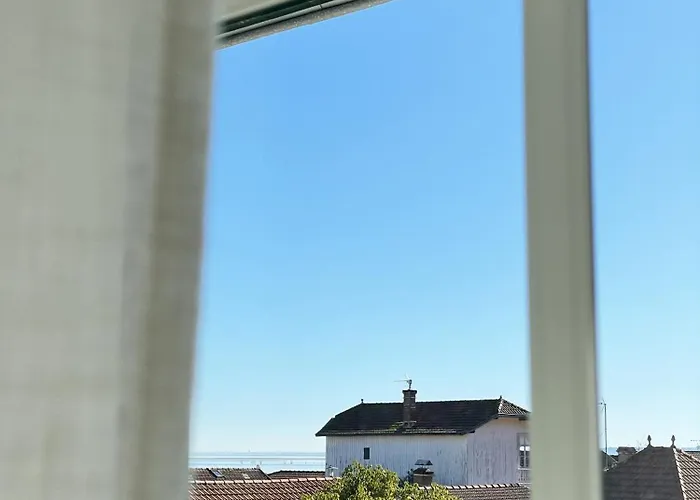 Aitama Леж-Кап-Ферре